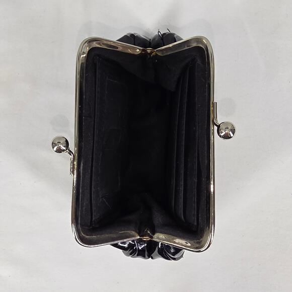 BLACK FAUX PATENT LEATHER CLUTCH PURSE W/ LOCK CHARM, BOTTOM ZIP POCKET – 7"x4" - Picture 3 of 8